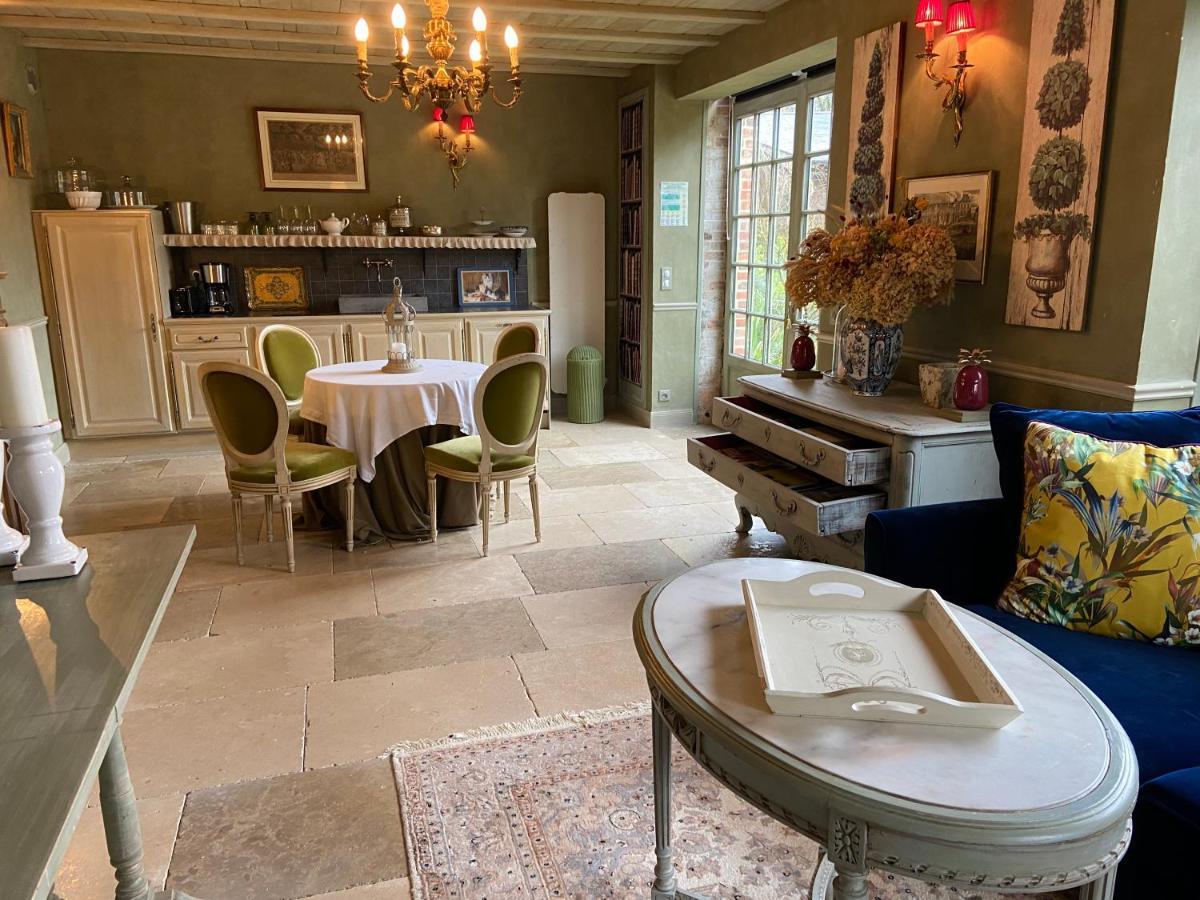Gite Du Manoir Monnaie Extérieur photo